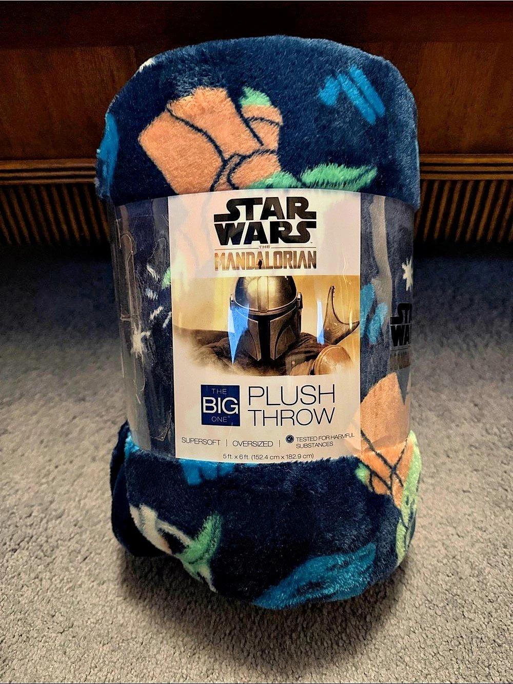 NWT The Big One Star Wars The Mandalorian Plush Throw Blue & Green